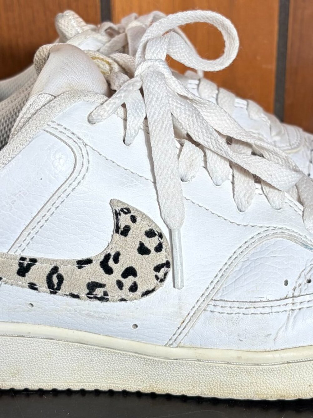 Size 9 - Nike Court Vision Low Leopard Swoosh - White Womens Sneakers - Picture 2 of 11